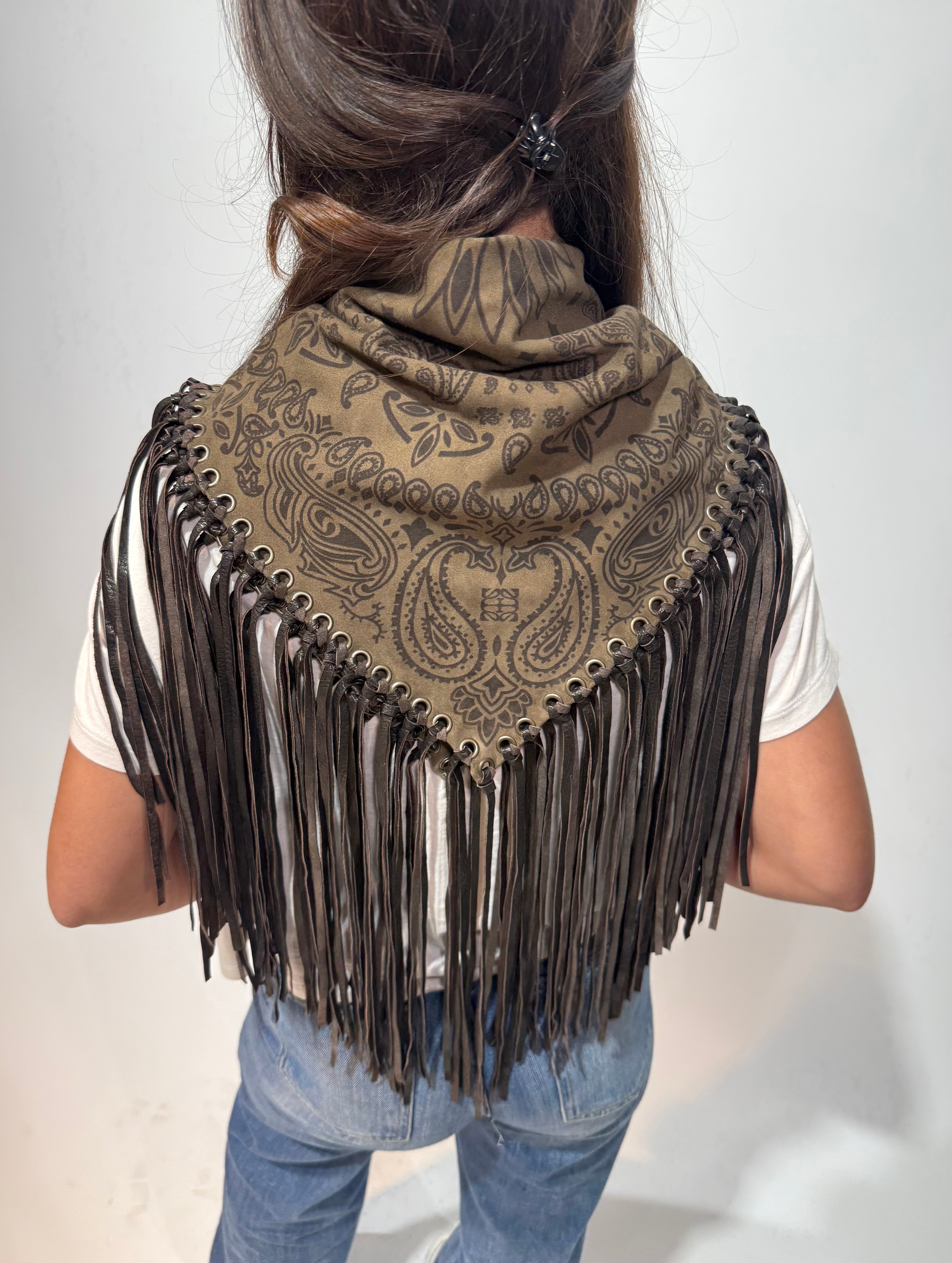 Signature Small Bandanna Scarf Wood Brown