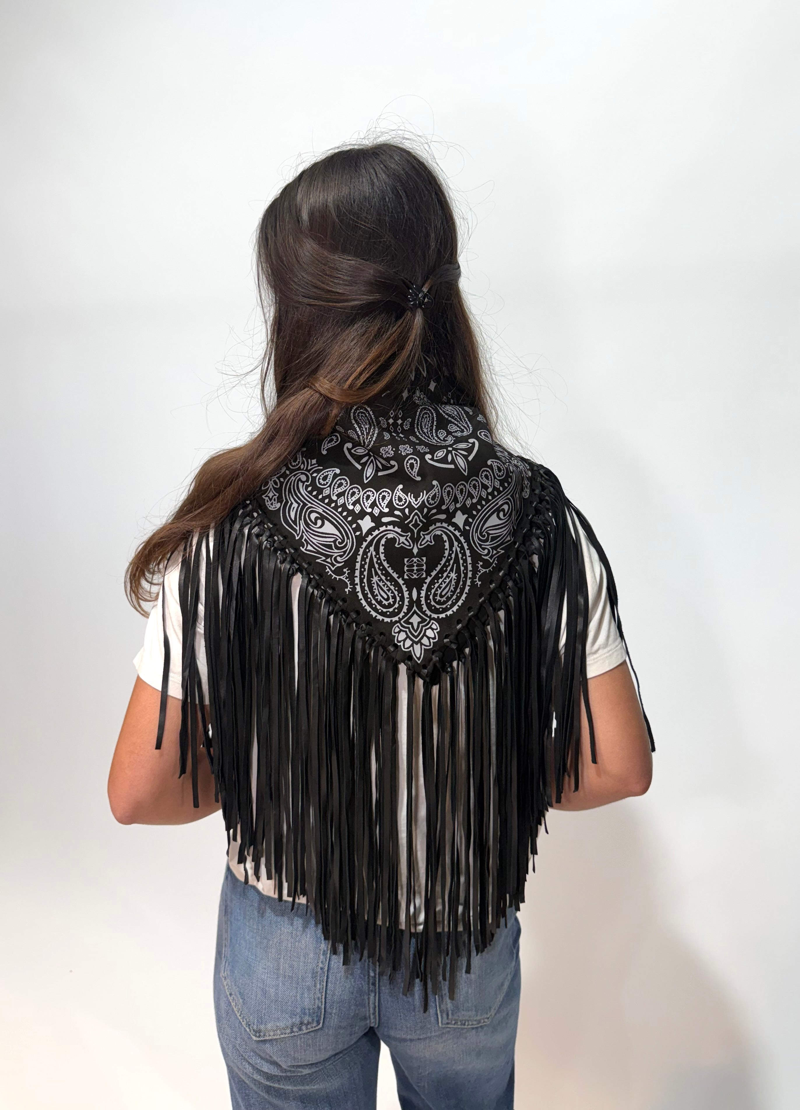 Signature Small Bandanna Scarf Black & White