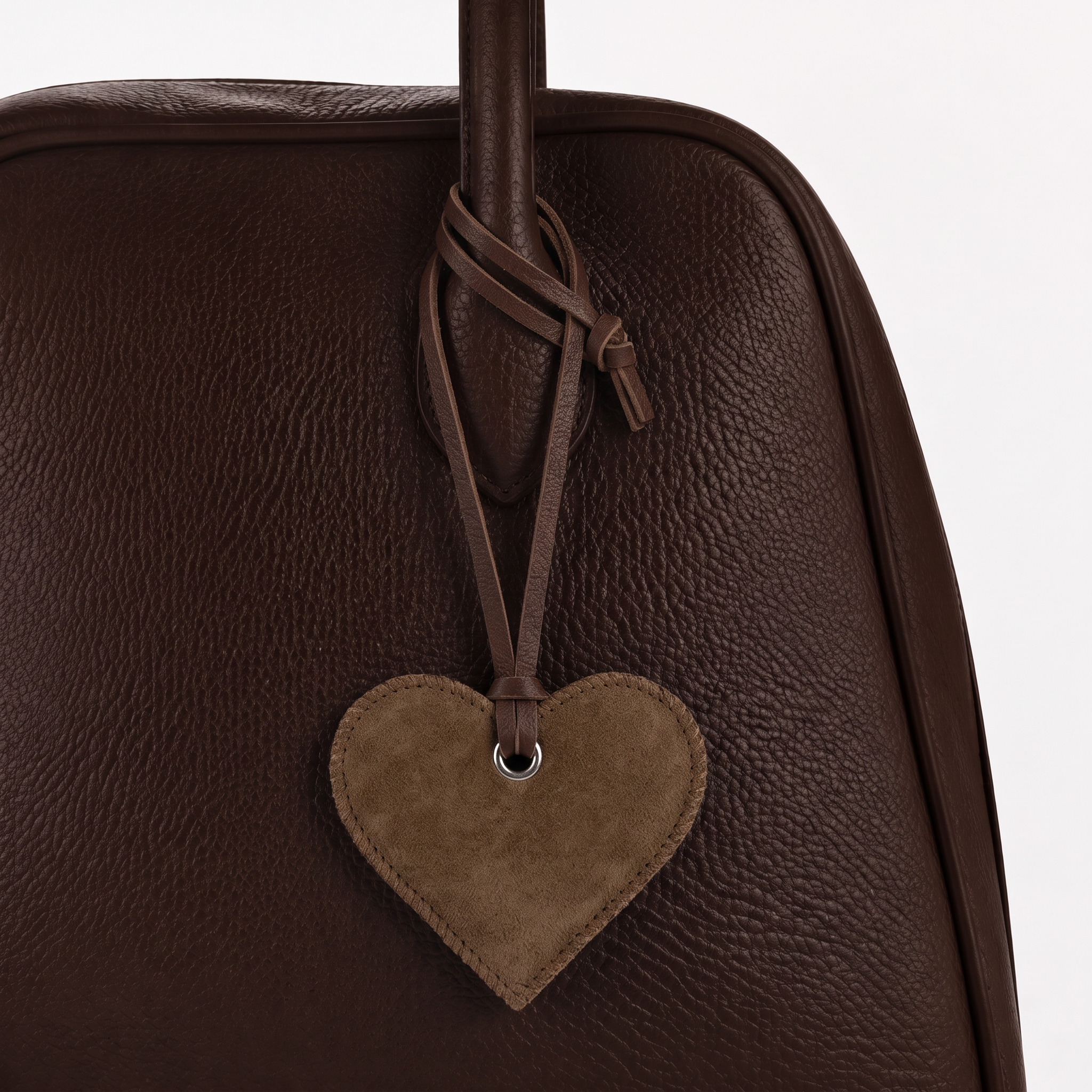 Signature Heart Charms Dark Brown