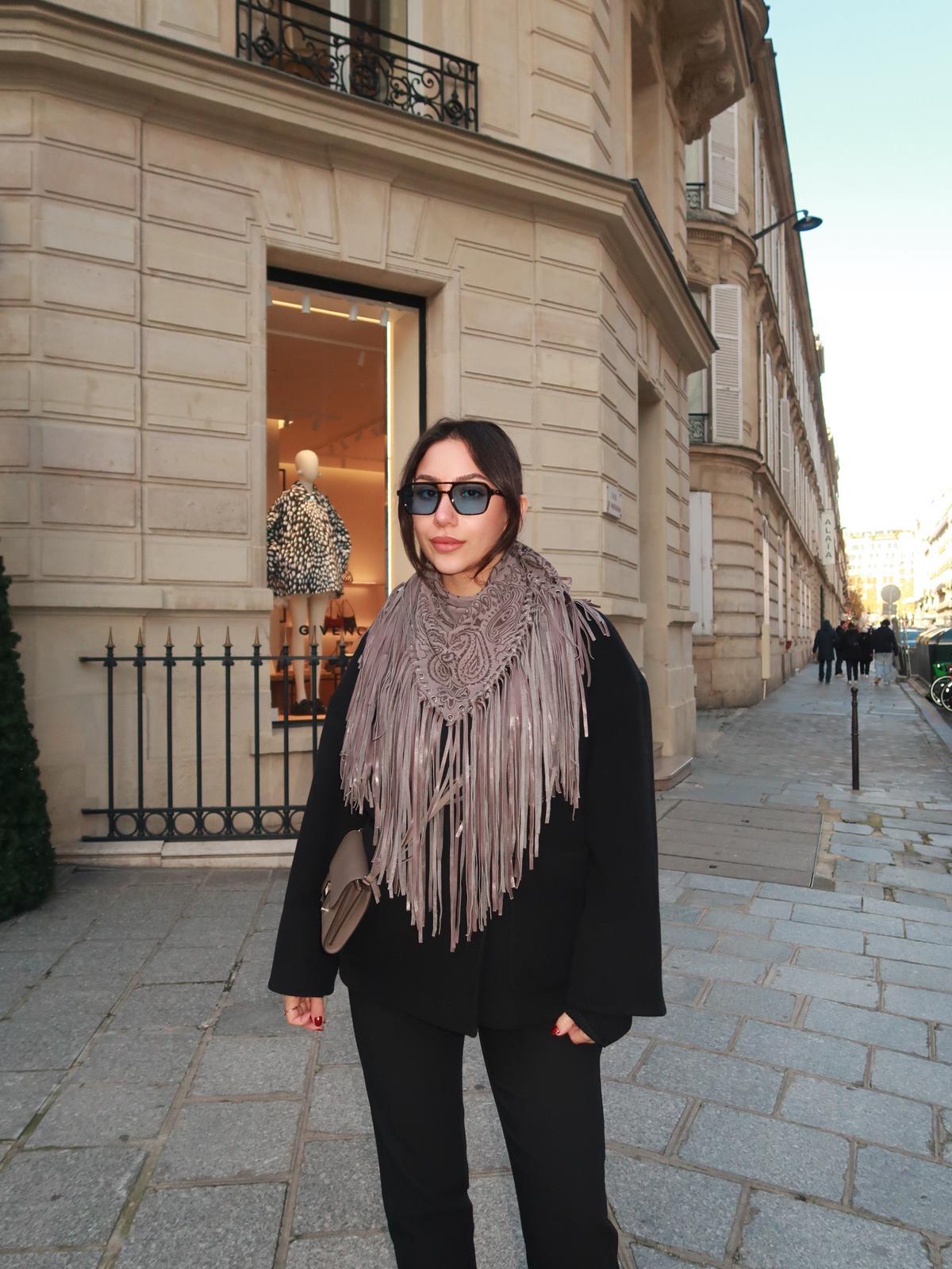Signature Small Bandanna Scarf Gray